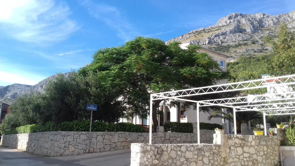 Apartments Erceg Omiš Esterno foto
