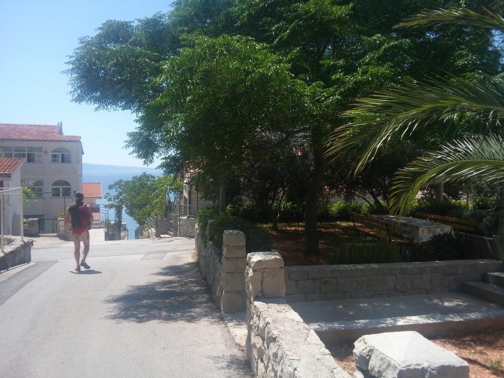 Apartments Erceg Omiš Esterno foto