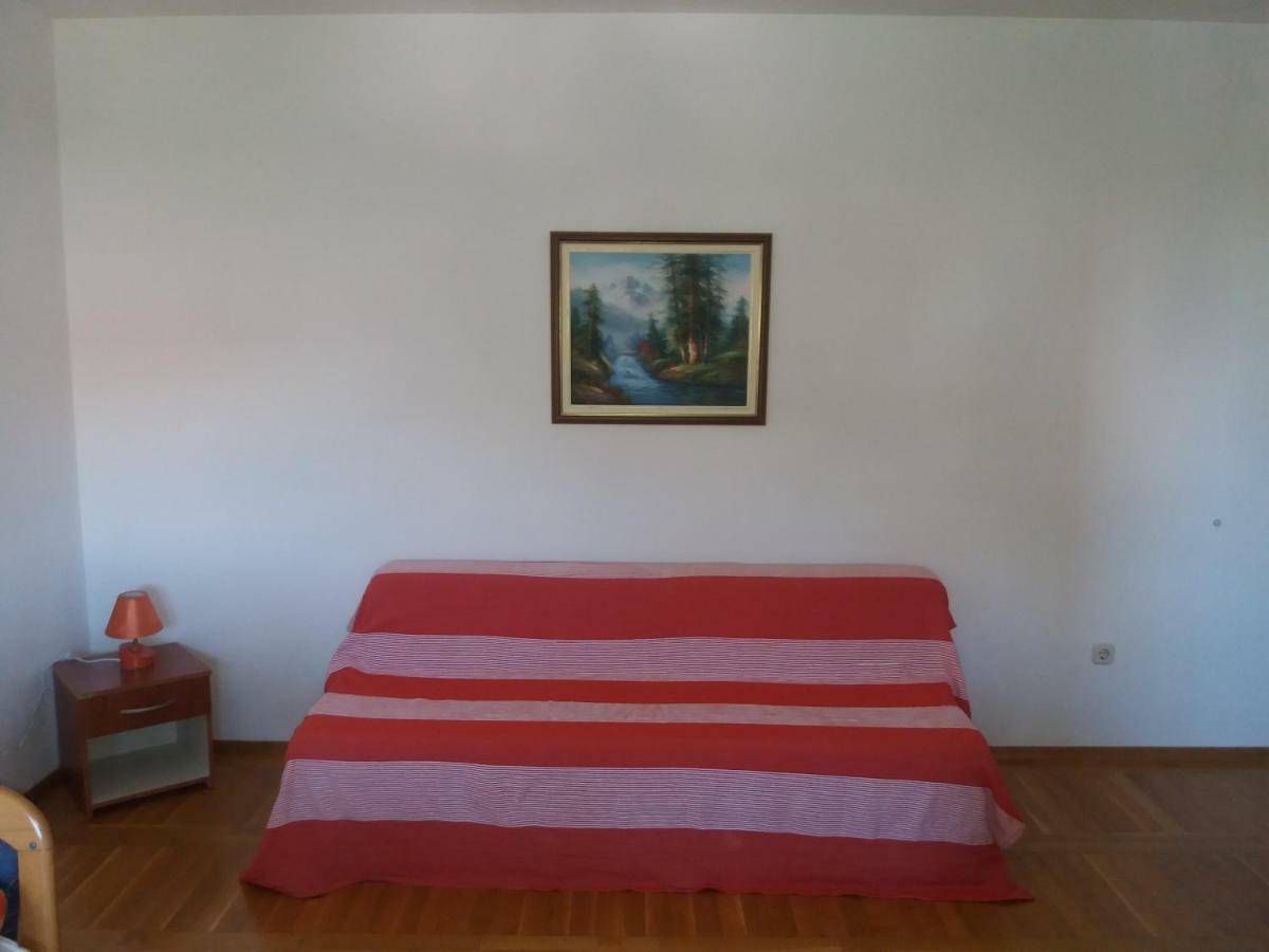 Apartments Erceg Omiš Esterno foto